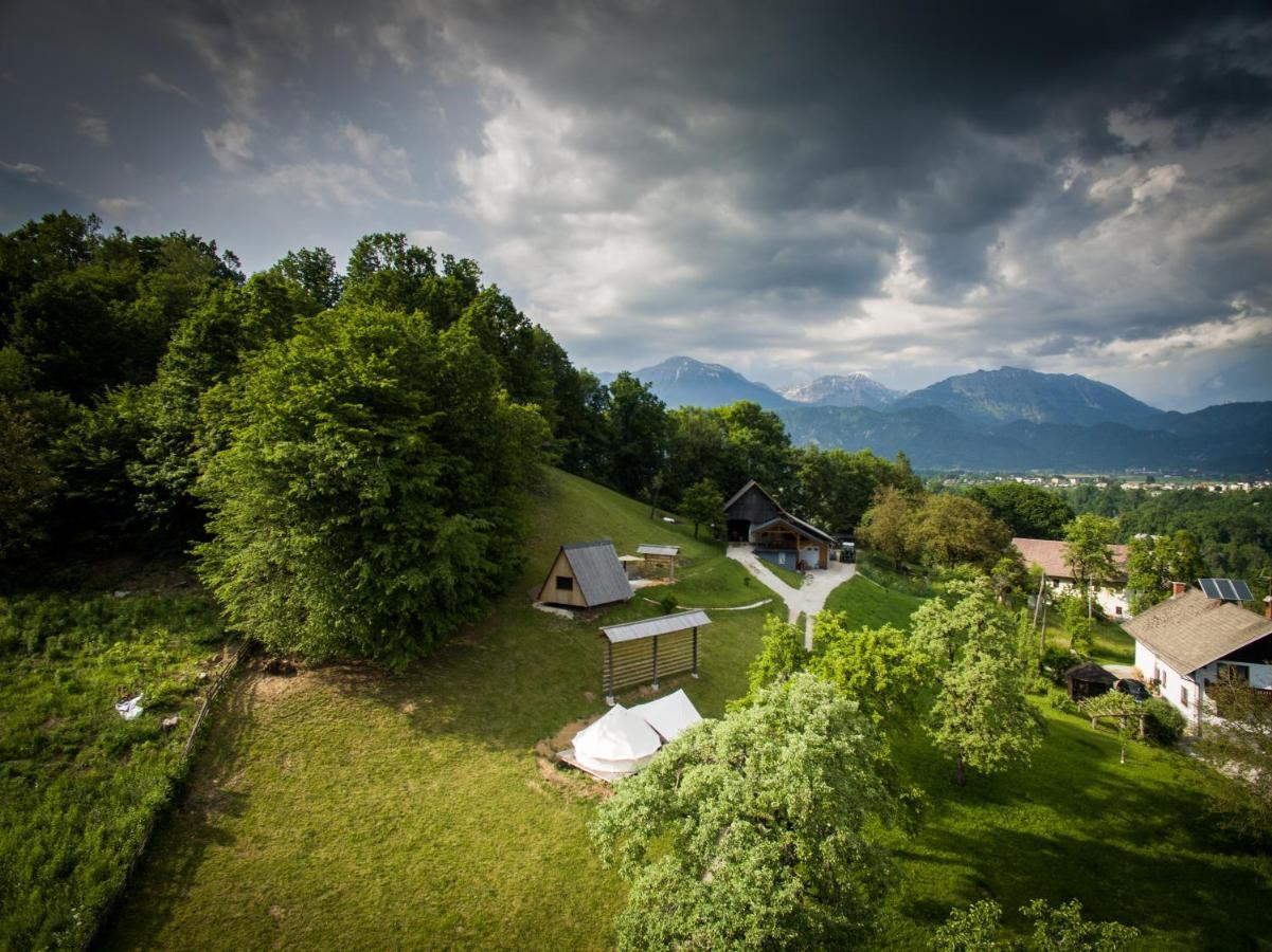 Puzman Farm Glamping Villa Radovljica Ngoại thất bức ảnh