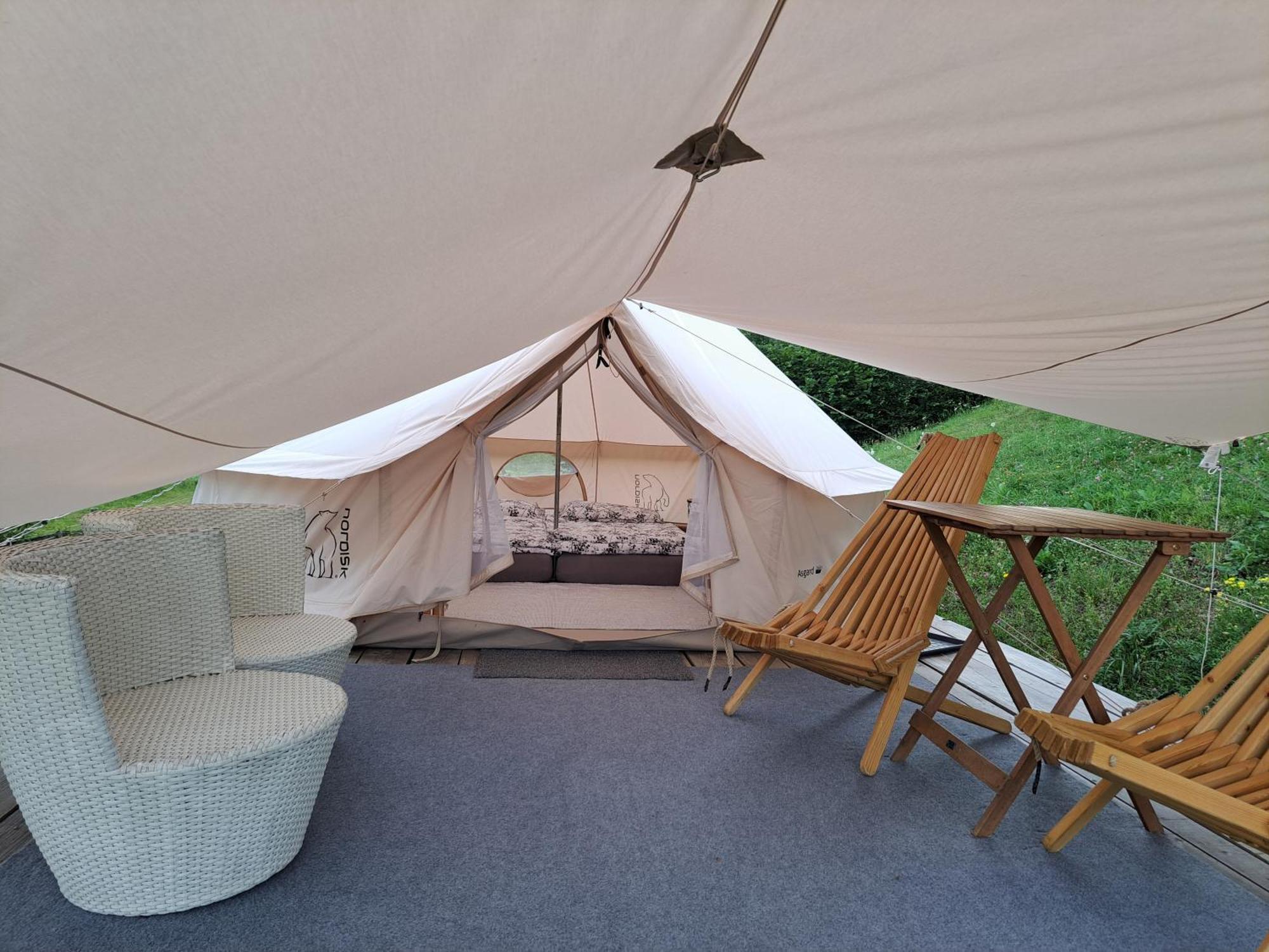 Puzman Farm Glamping Villa Radovljica Ngoại thất bức ảnh