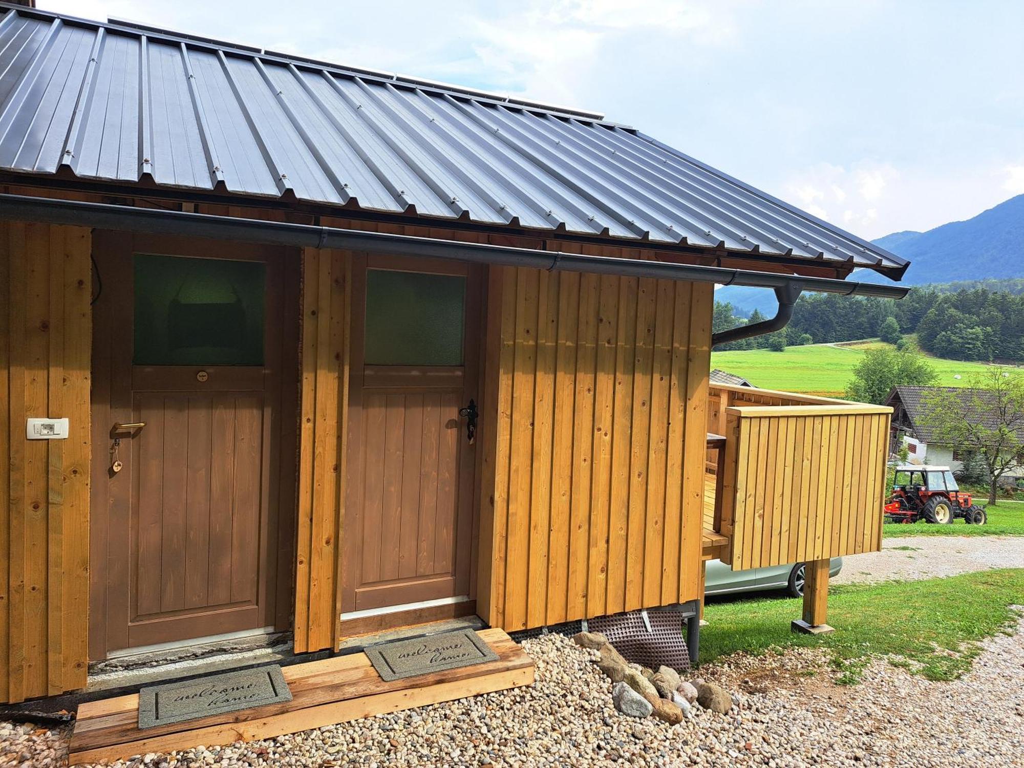 Puzman Farm Glamping Villa Radovljica Ngoại thất bức ảnh