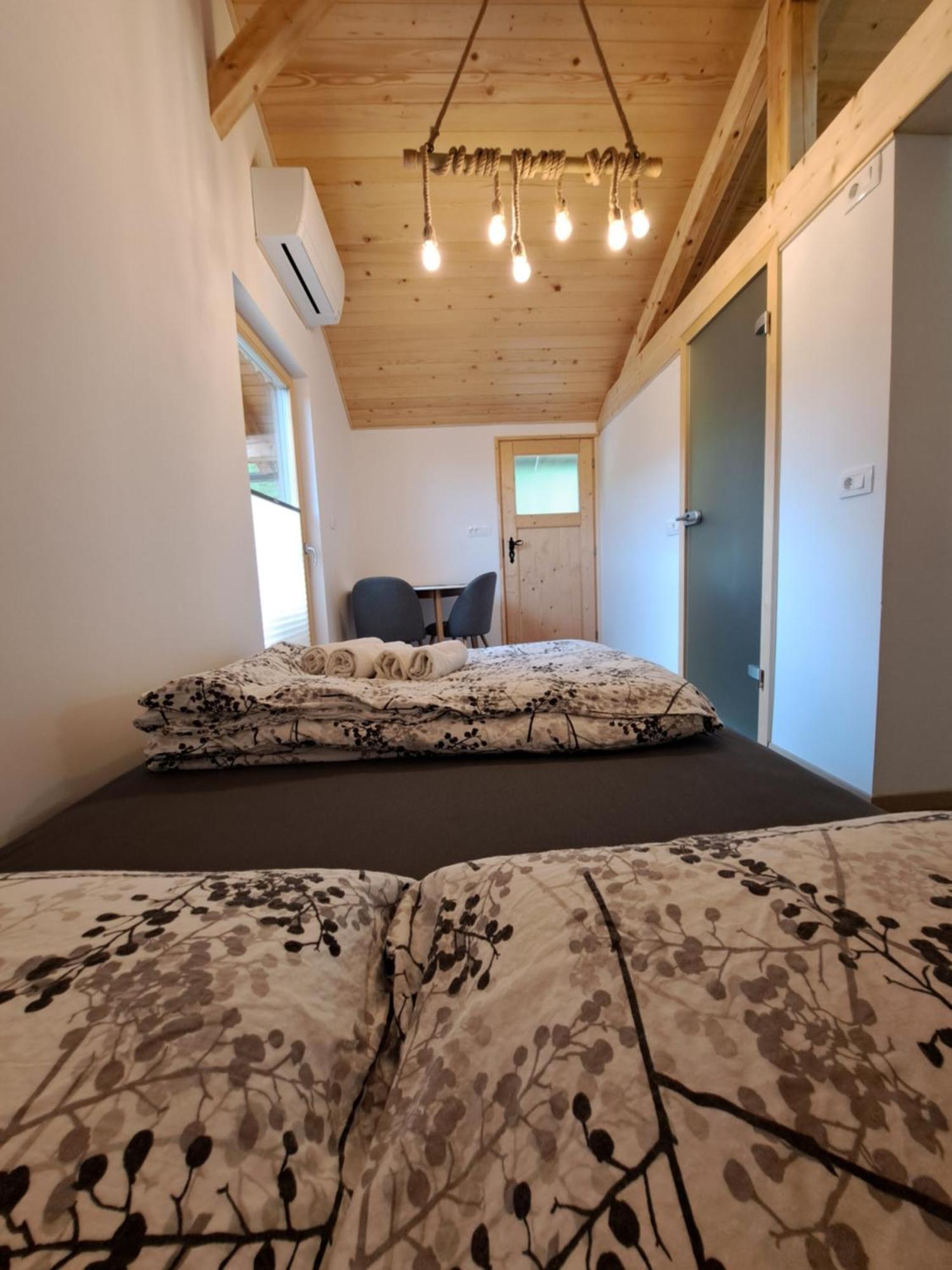 Puzman Farm Glamping Villa Radovljica Ngoại thất bức ảnh